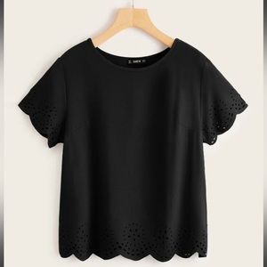 Shein LUNE Scallop Trim Top 🖤